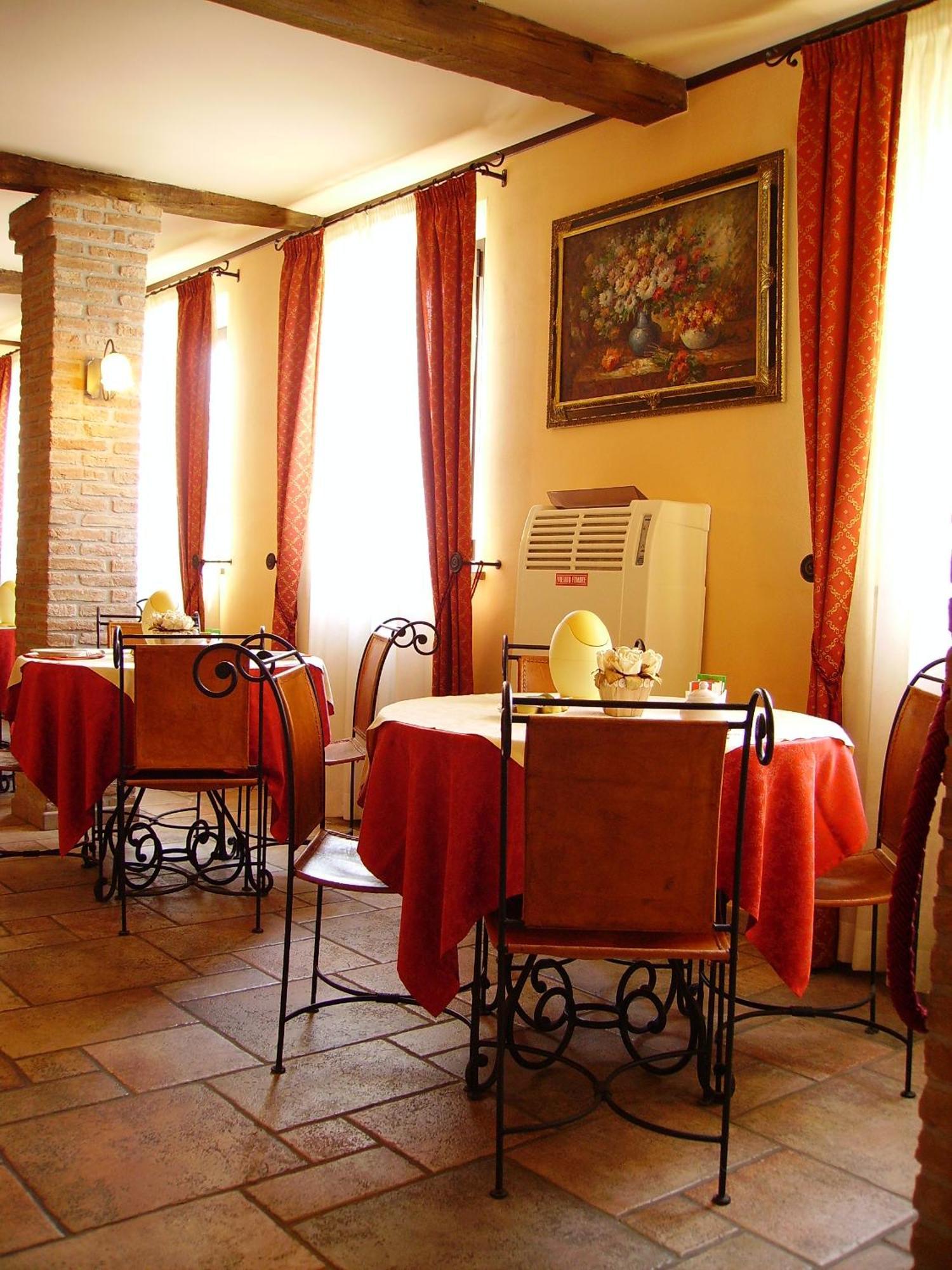 Hotel Antico Casale Vigarano Mainarda Exteriör bild
