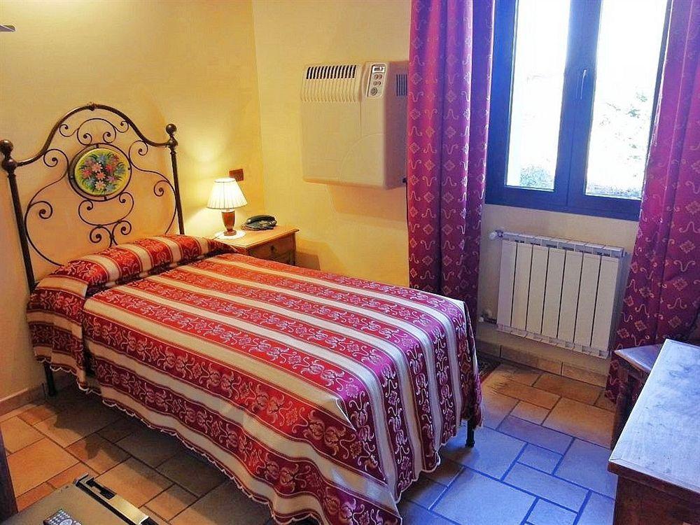 Hotel Antico Casale Vigarano Mainarda Exteriör bild