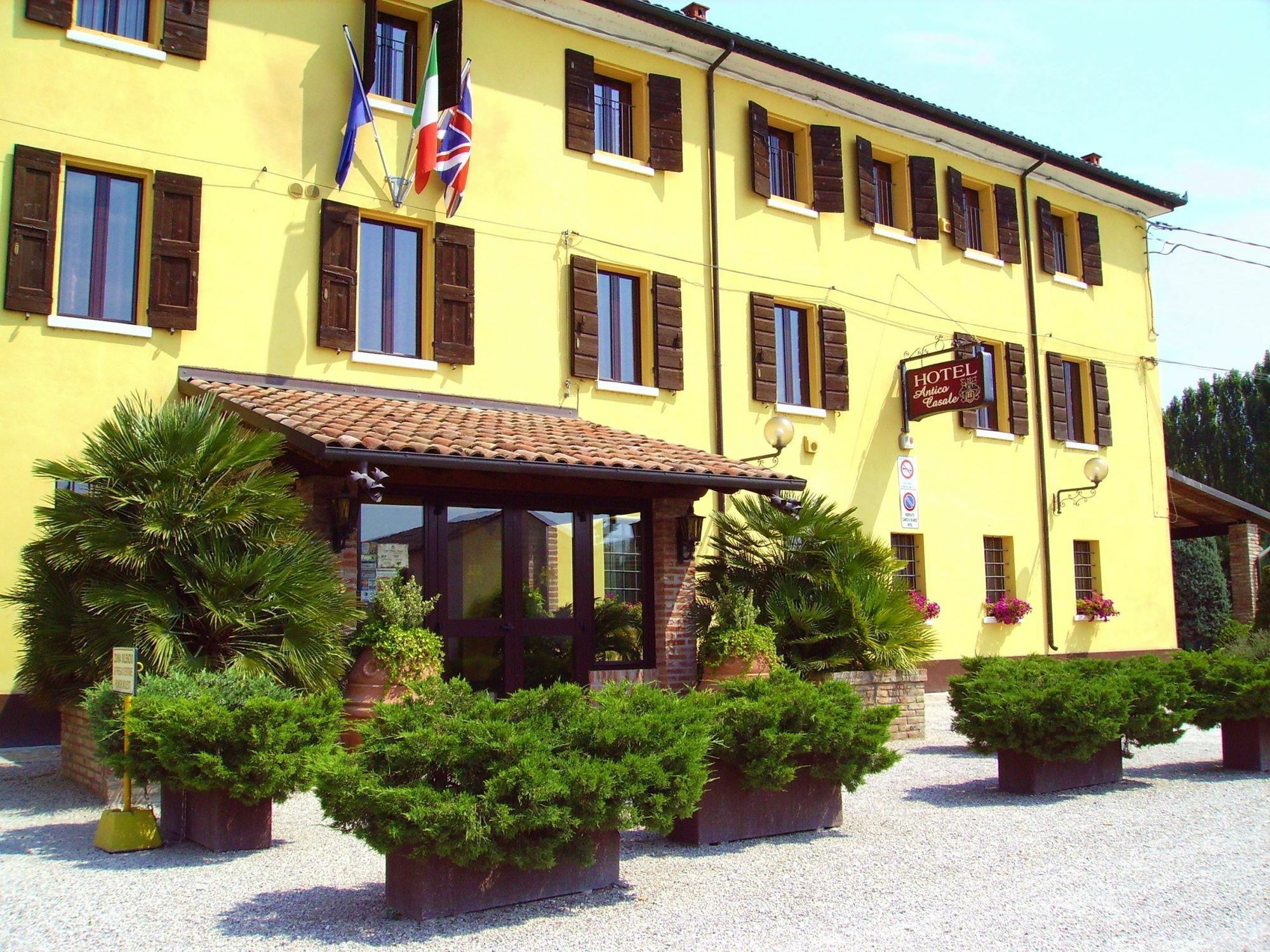 Hotel Antico Casale Vigarano Mainarda Exteriör bild