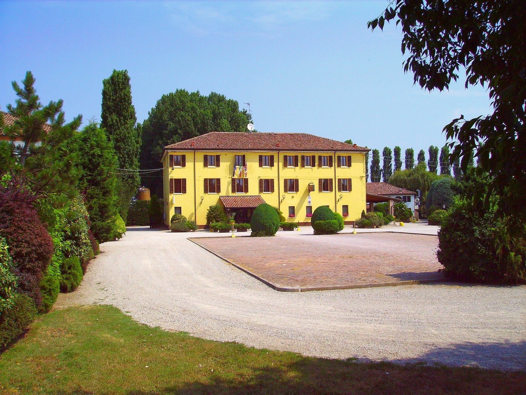 Hotel Antico Casale Vigarano Mainarda Exteriör bild